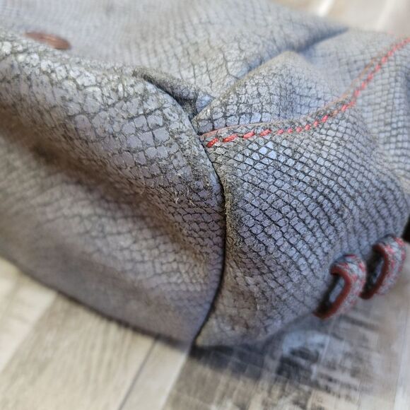 Liebeskind Berlin Fleur Silver Snakeskin Leather Shoulder Crossbody Bag - Picture 8 of 10